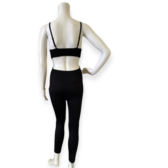 It Takes Nothing Cutout Seamless Jumpsuit - Picture 5 of 6